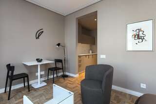 Апартаменты Somnia Apartments Вильнюс Улучшенный двухместный номер с 1 кроватью-11